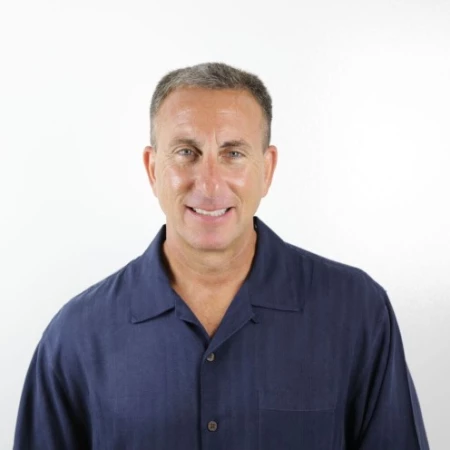 Стівен Марк Кахан