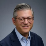 Дуглас Л. Беккер