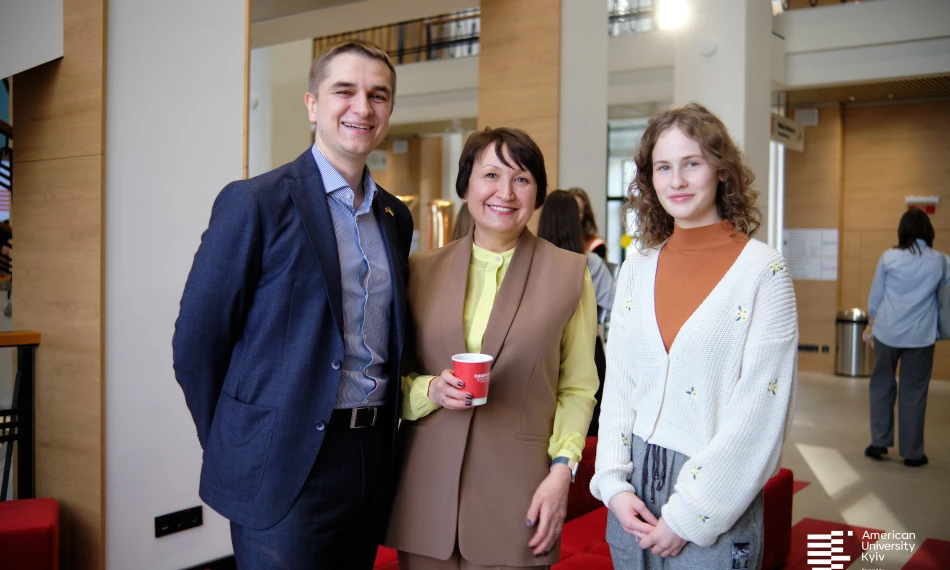 В АЮК відбулася перша зустріч з учнями приватних шкіл Києва - linza.com.ua