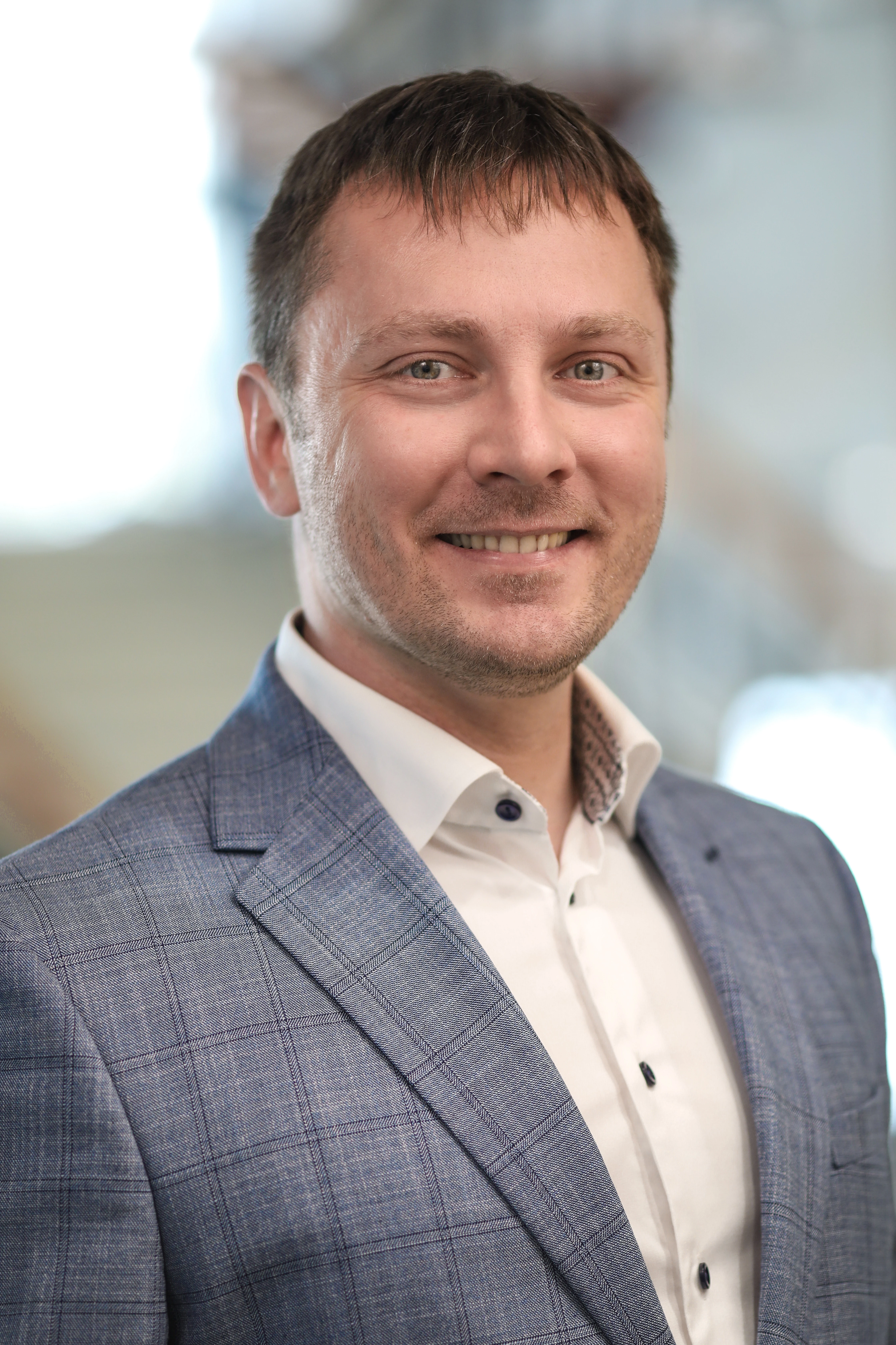 Юрій Боць, Ph.D., <br>Декан школи менеджменту, AUK