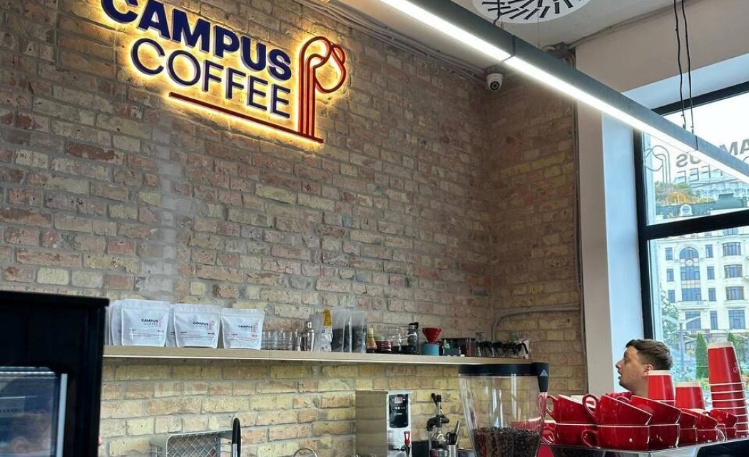 Кафе та обідня зона