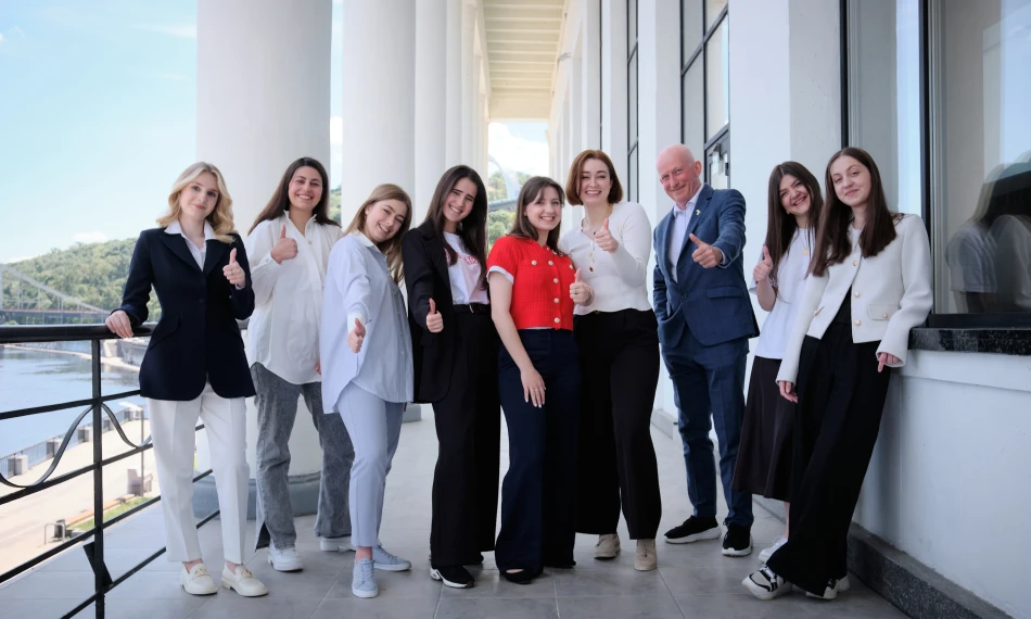 AUK has launched a unique paid internship program for students! 