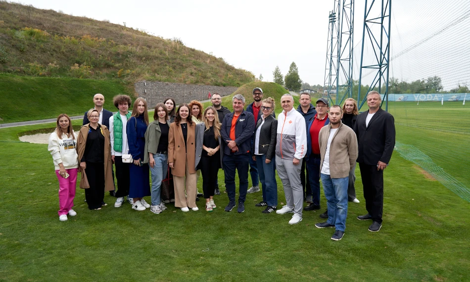 AUK Leadership and Strategy Discussion event was held with the participation of Roman Sulzhyk, a financier with extensive work experience in the USA, Great Britain, Ukraine, and AUK students and alumni 