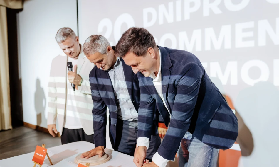 The Partnership Hands tradition took place at the Opening Ceremony of American University Kyiv in Dnipro 