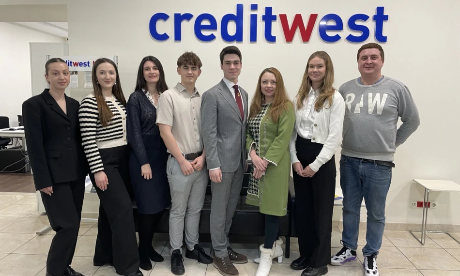 Congratulations to the students of American University Kyiv on the successful start of their internship at Creditwest Bank Ukraine! 