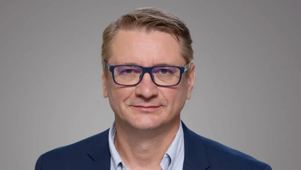 Амерікан Юніверсіті Київ призначив д-ра Віктора Бурлаку директором програми з психології в School of Management - linza.com.ua