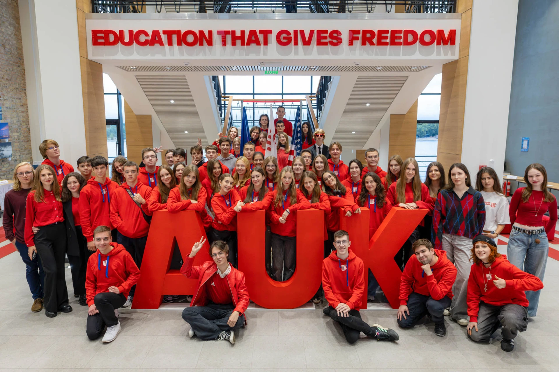 University Day AUK Dnipro Campus — твій перший крок до глобальної освіти - linza.com.ua